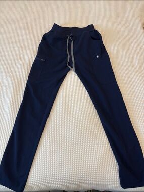 Figs Navy Scrub Bottom & Mandala Navy Blue Scrub Top